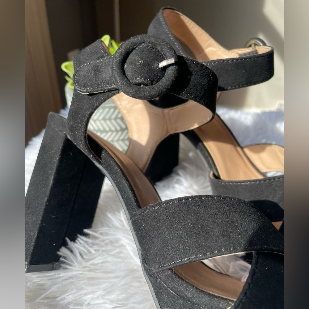 A New Day Platform Ankle Strap Sandals 🖤 - Picture 3 of 8